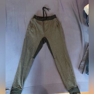 Lululemon men’s joggers